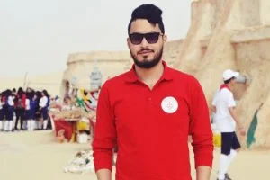 Maßgeschneiderte Langarm-Poloshirts: So wählen Sie das perfekte aus.