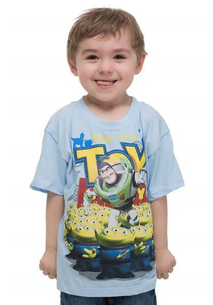 Des t-shirts personnalisés pour enfants ? Voici plein de super idées cadeaux !