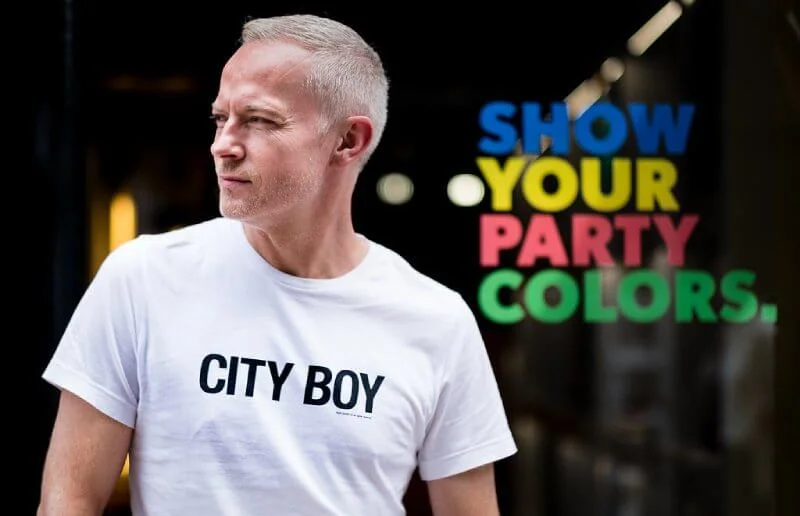 Citations personnalisées pour t-shirts : une multitude d’idées cadeaux originales !