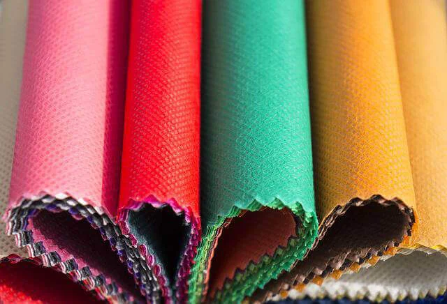 shopper personalizzate riutilizzabili in tnt